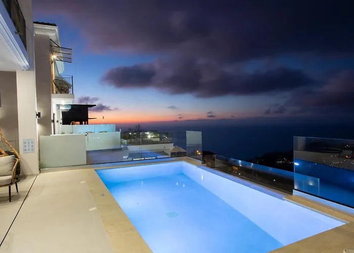 Inorato - Luxury Villa With Private Swimming Pool