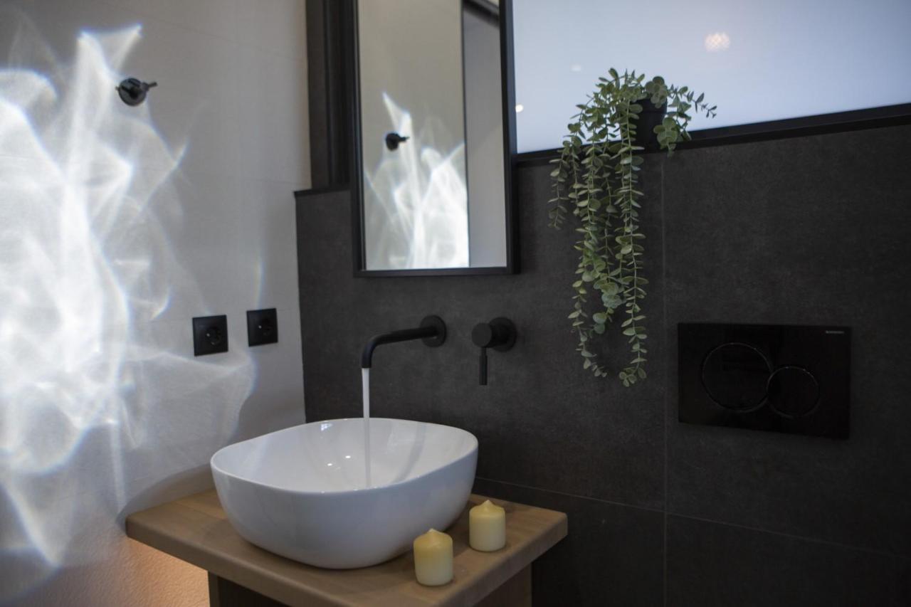 Inorato - Luxury With Private Swimming Pool